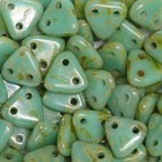 CzechMates Triangle 6mm - Opaque Turquoise Picasso